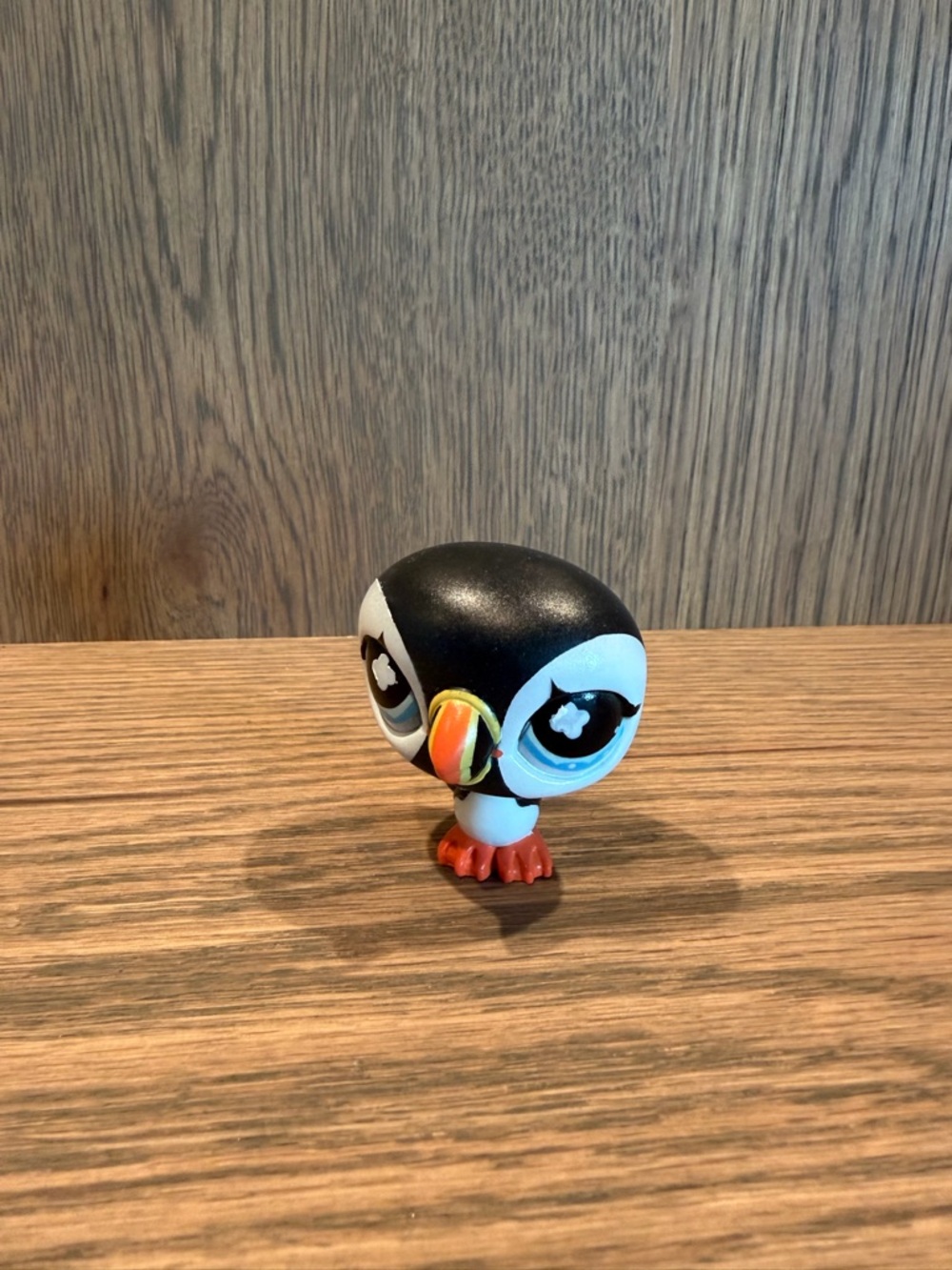 Littlest Pet Shop Black, White & Orange Puffin Figure
